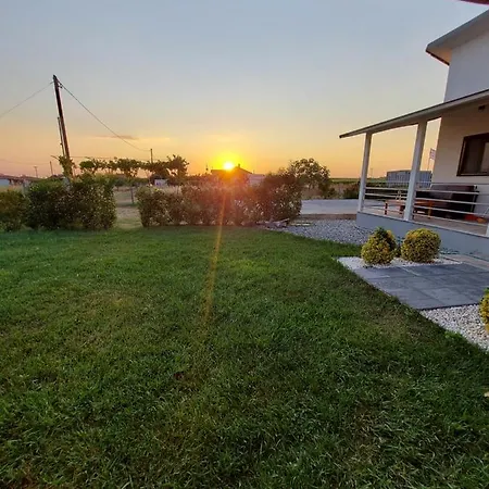 Lavender View Luxury House Holiday home